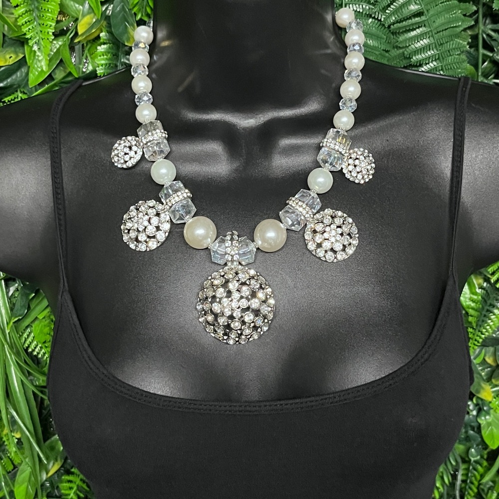 Statement Bib Necklace Silver Tone Faux Pearl Rhinestone Crystal Adjustable 3979